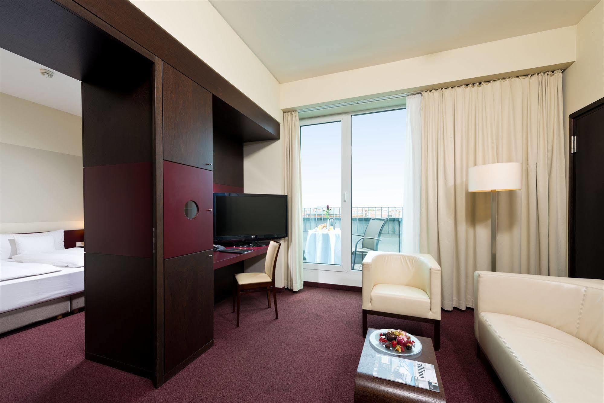 Adrema Hotel Berlin Exterior photo